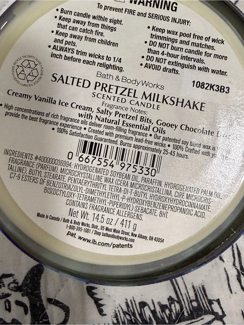NEW Bath & Body Works Salted Pretzel Milkshake 3 Wick Candle - Picture 4 of 4